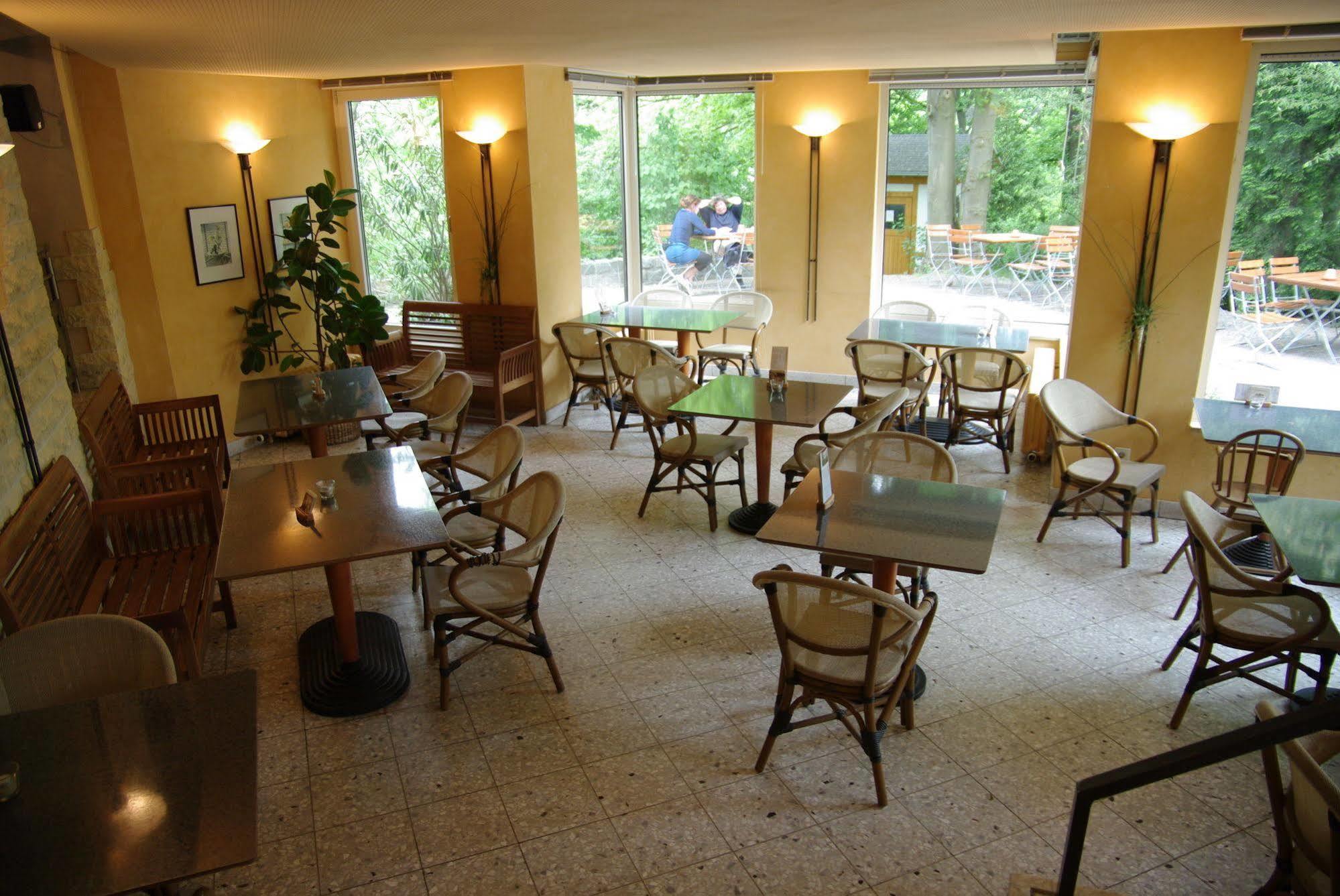 Jugendgaestehaus St.-Michaels-Heim Berlin Bagian luar foto